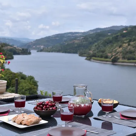 Feel Discovery Douro Cherry Villa